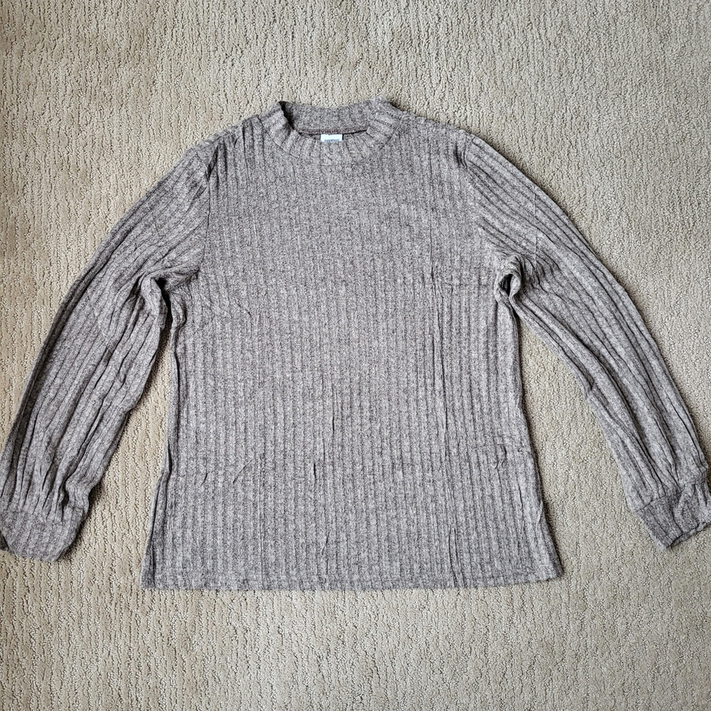Women’s Long Sleeve Mock Neck Top – Light Brown – Size M – NWT - Picture 2 of 8